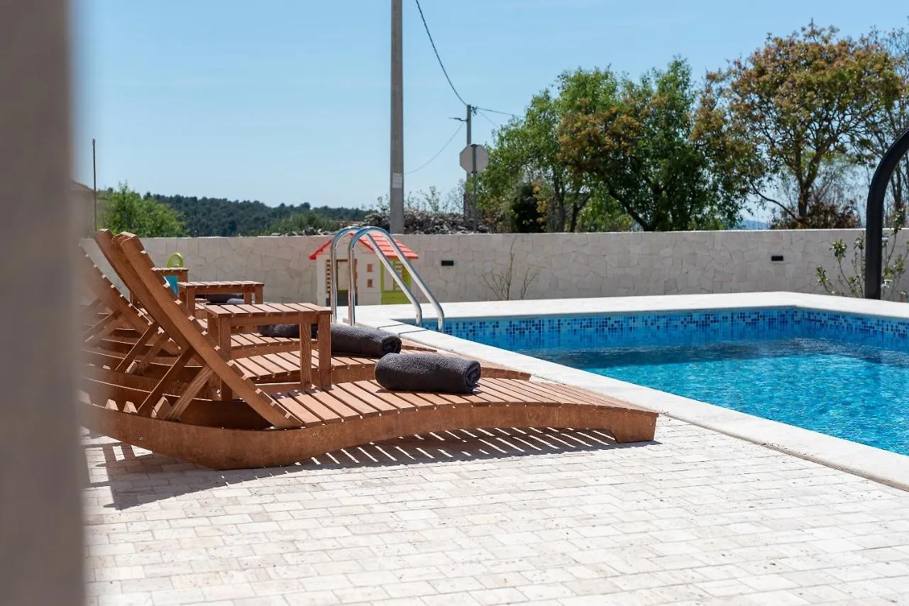 Vila Vanessa Trogir - Ciovo 0*,  Croatia