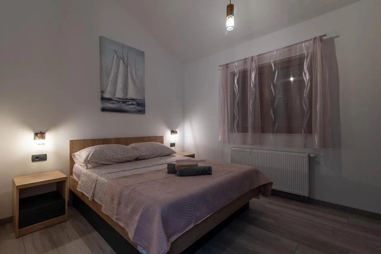Vila Vanessa Trogir - Ciovo 0*,