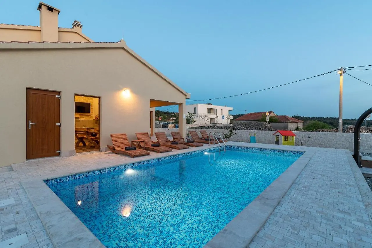Villa Vila Vanessa Trogir - Ciovo Kroatien