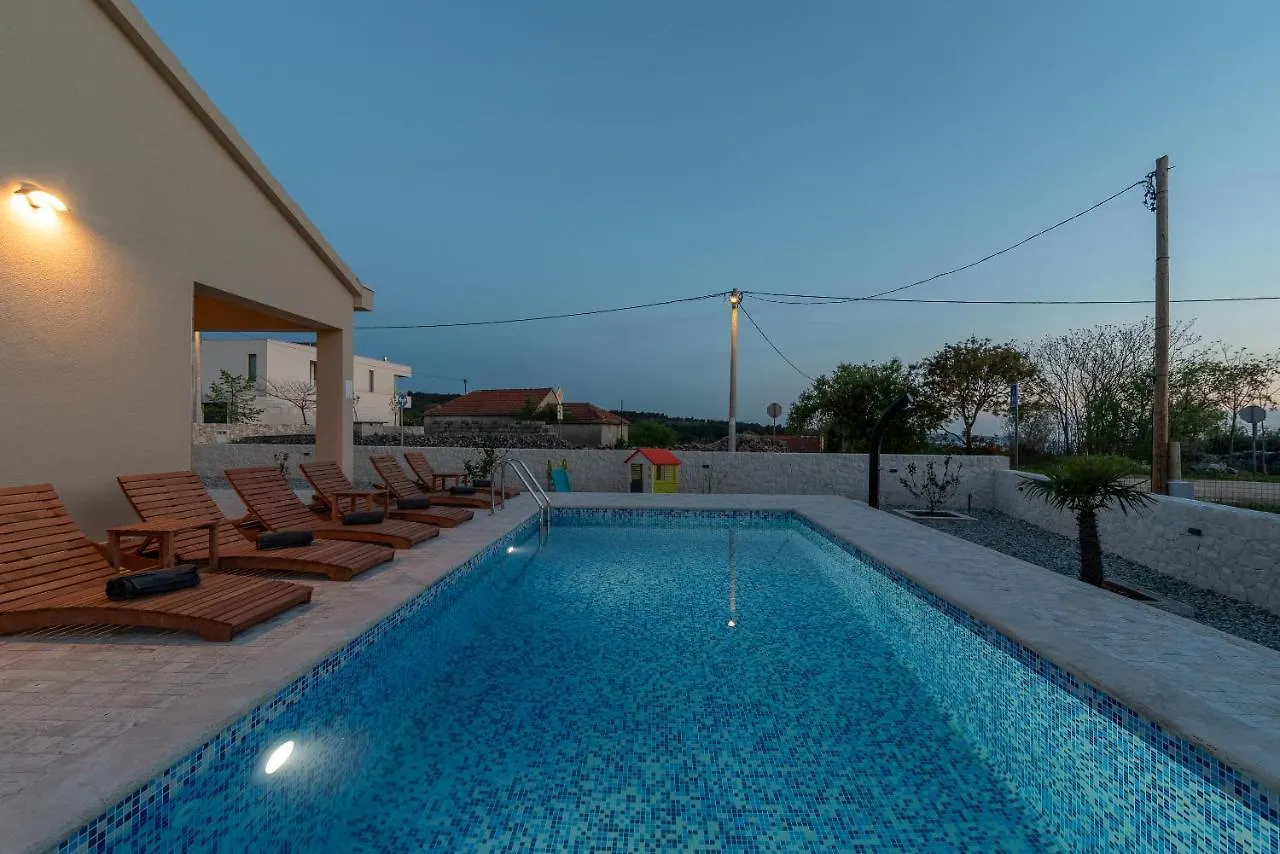 Villa Vila Vanessa Trogir - Ciovo Kroatien